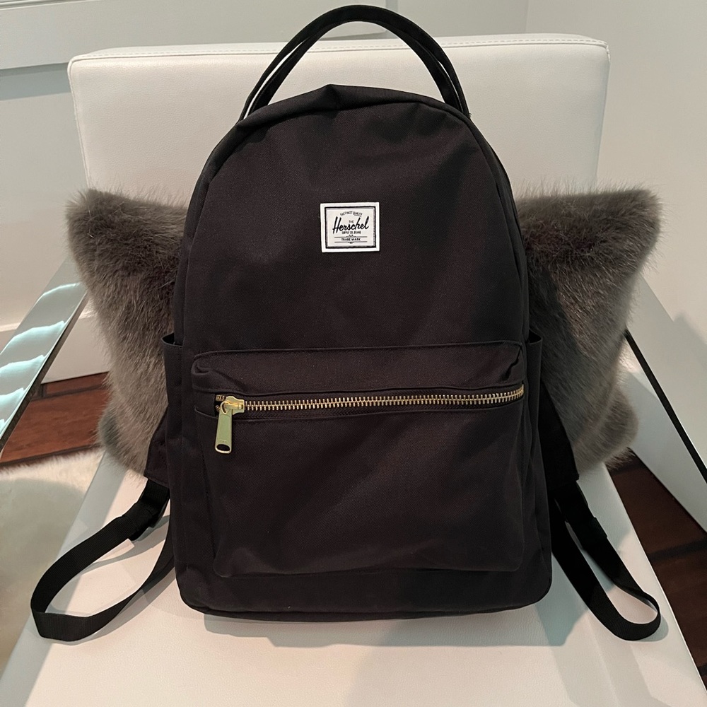 Herschel Nova Backpack
Mid-Volume, Black